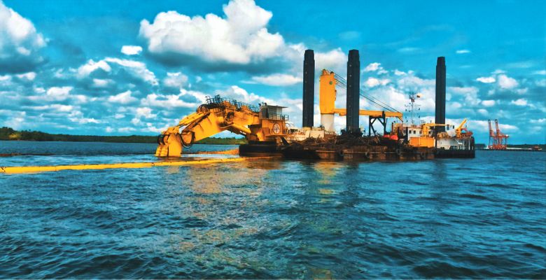 Investment in dredging in the port of Mazatlan